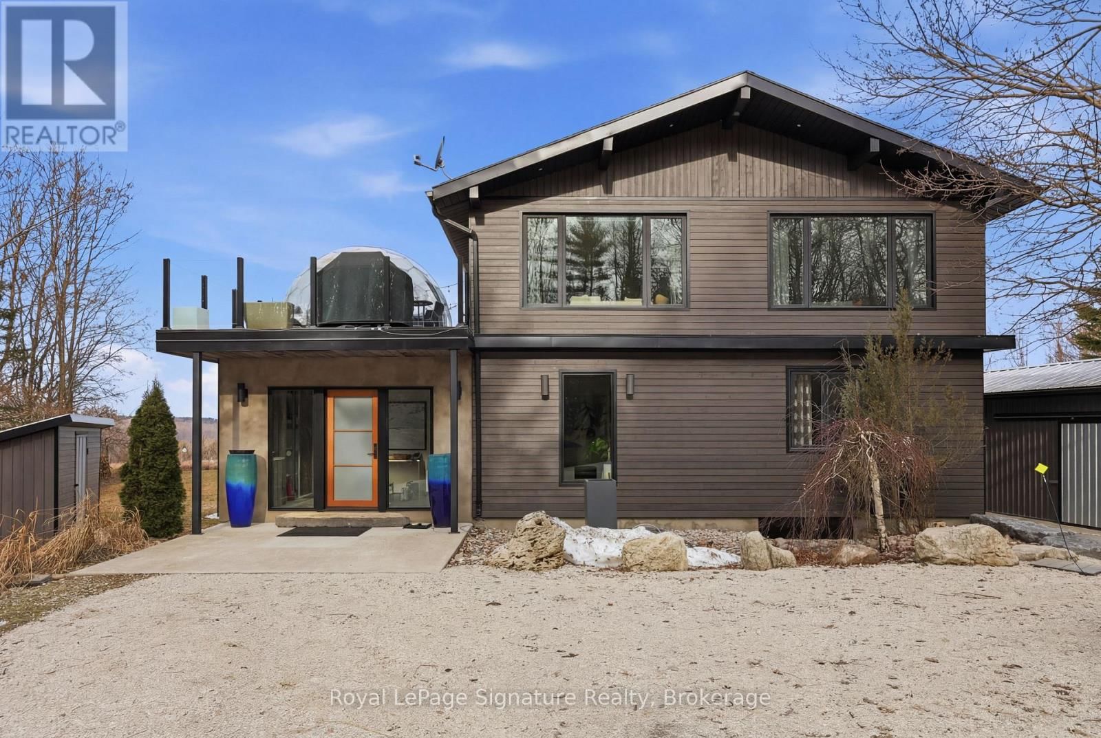 194552 13 GREY ROAD Image 1