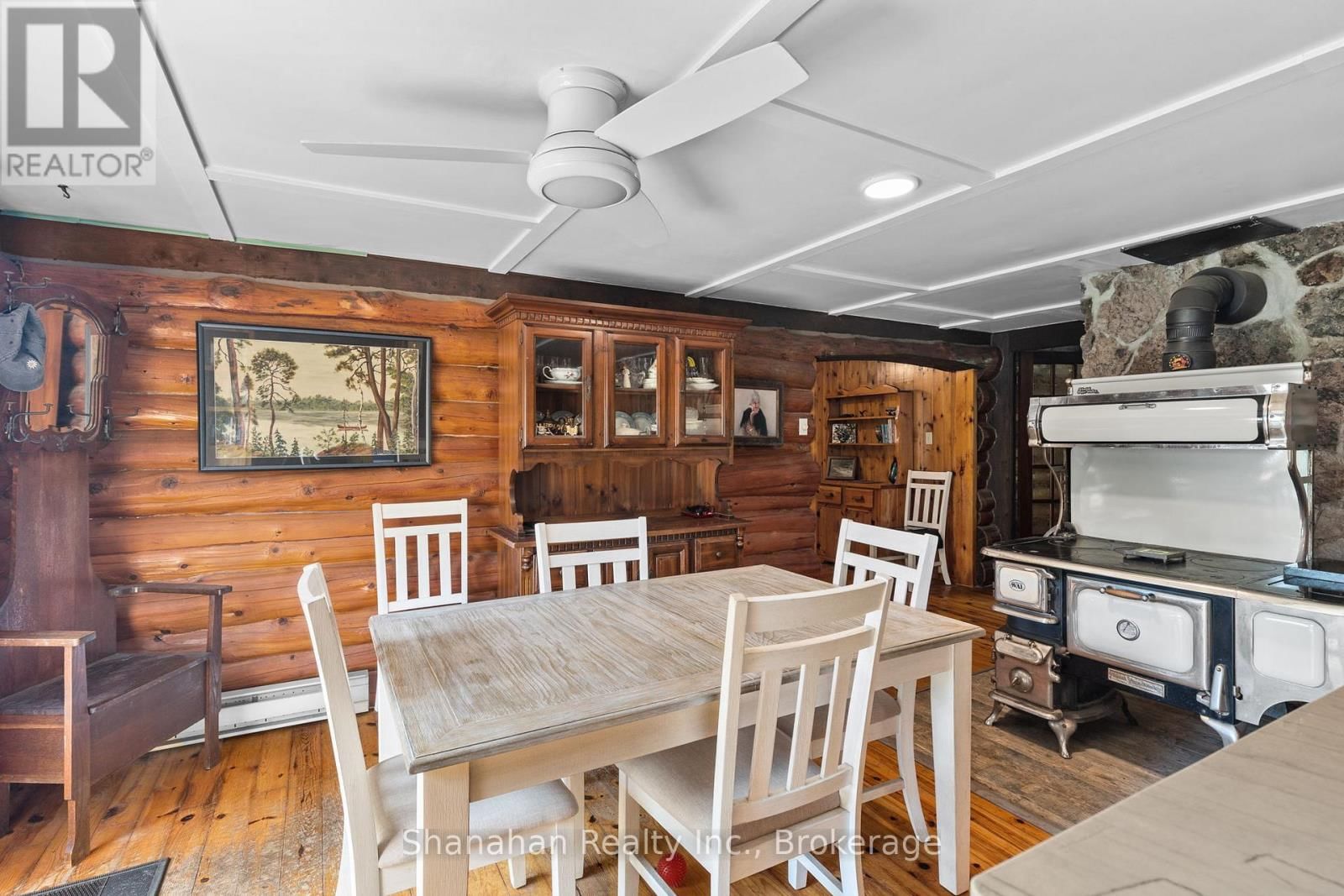 579 CAPE HURD ROAD Image 15