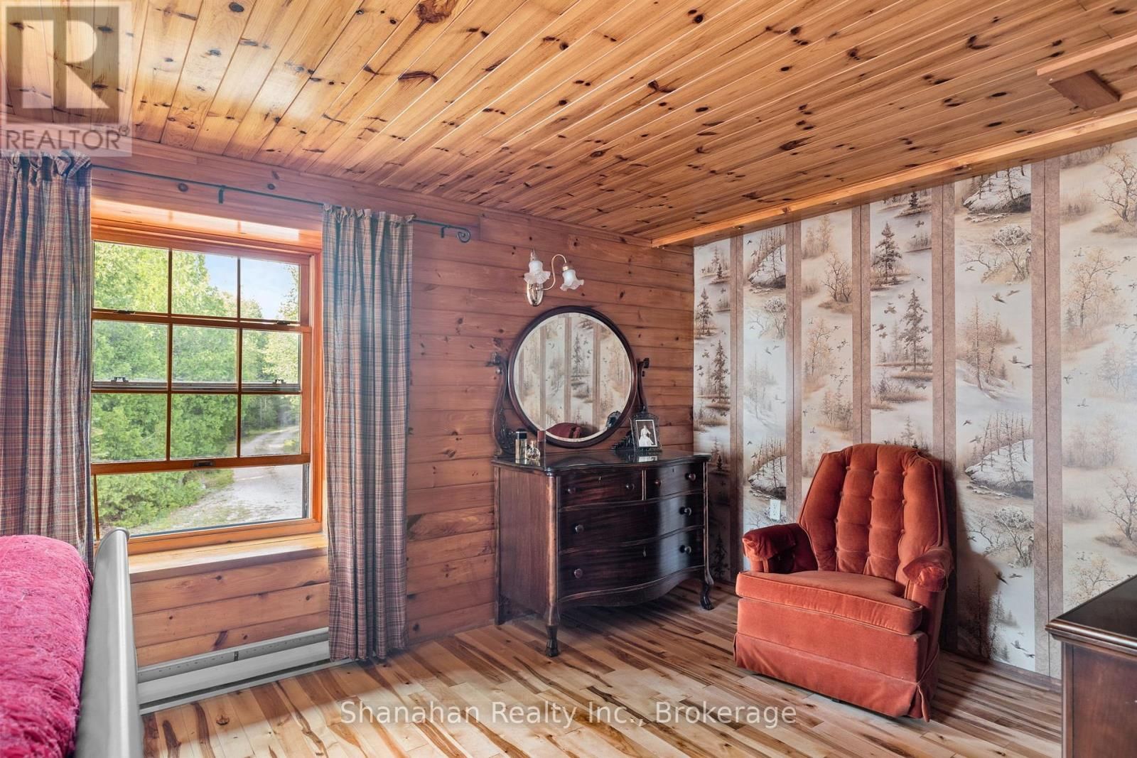 579 CAPE HURD ROAD Image 26