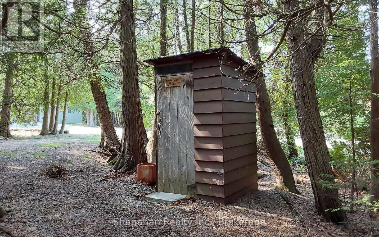 579 CAPE HURD ROAD Image 33