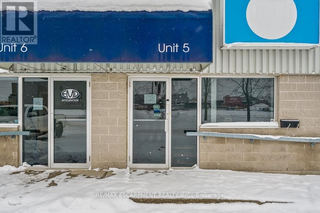 5 - 70 MONARCH ROAD Image 2