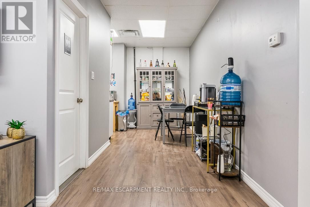 5 - 70 MONARCH ROAD Image 31