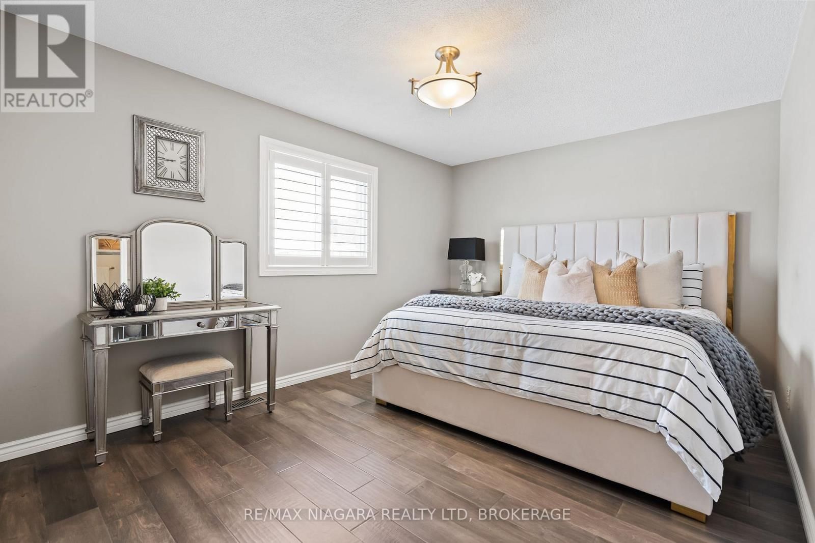 23 - 7470 MONASTERY DRIVE Image 15