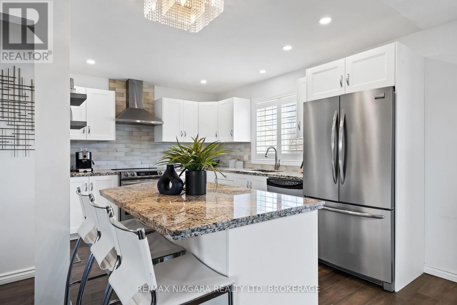 23 - 7470 MONASTERY DRIVE Image 7