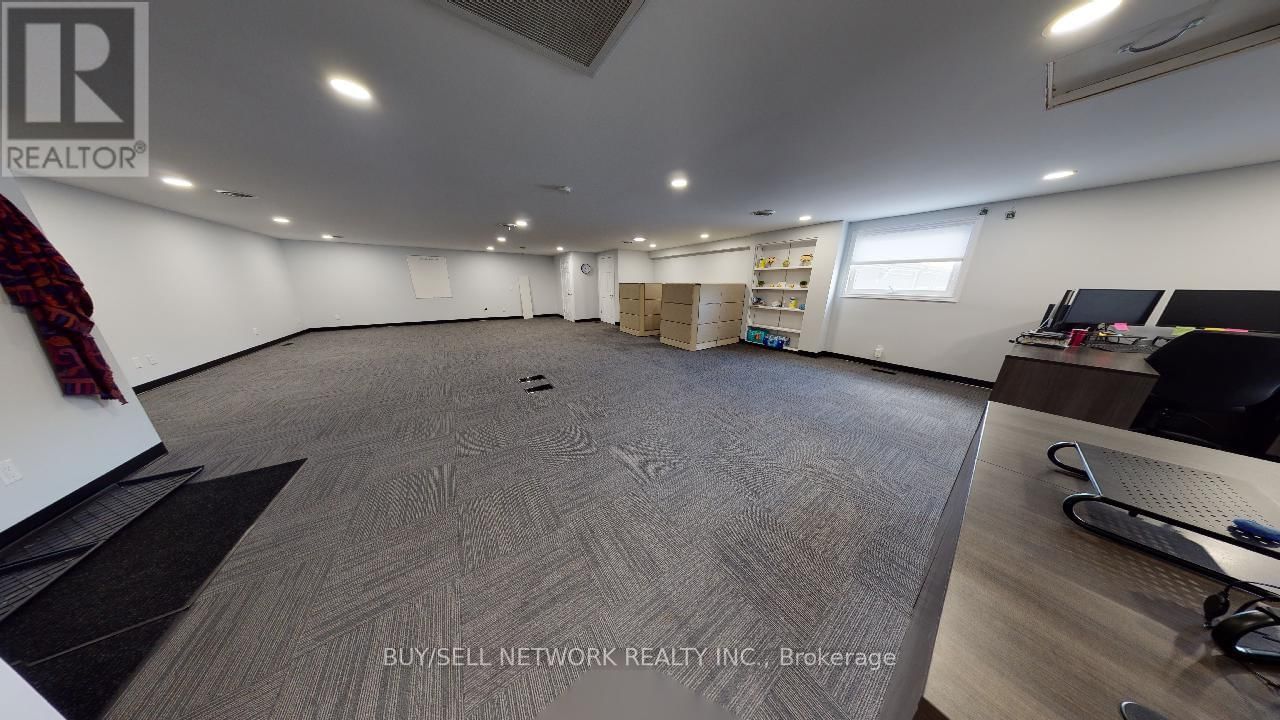 17 - 347 PIDO ROAD Image 13