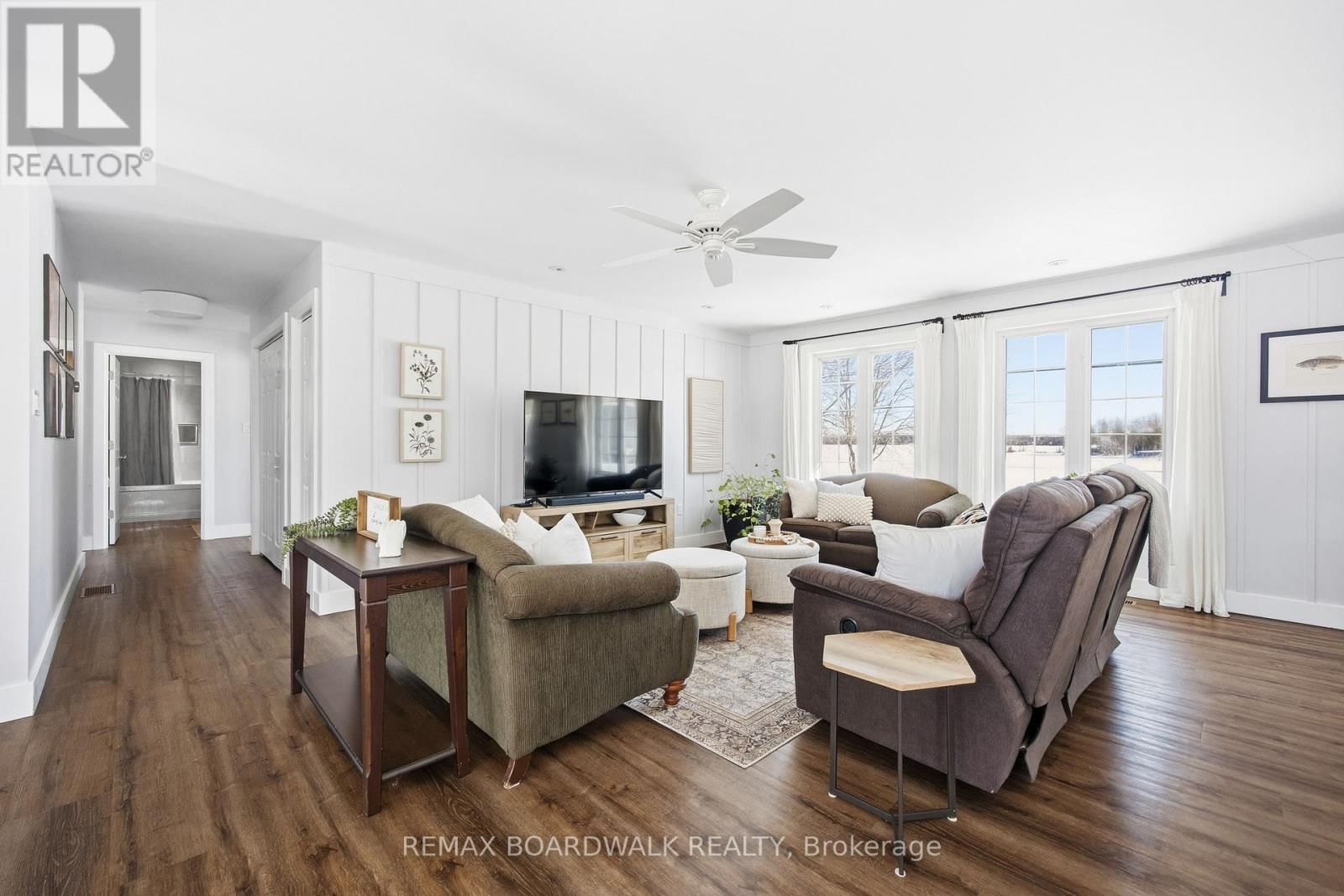 100 MCCULLOUGHS LANDING Image 9