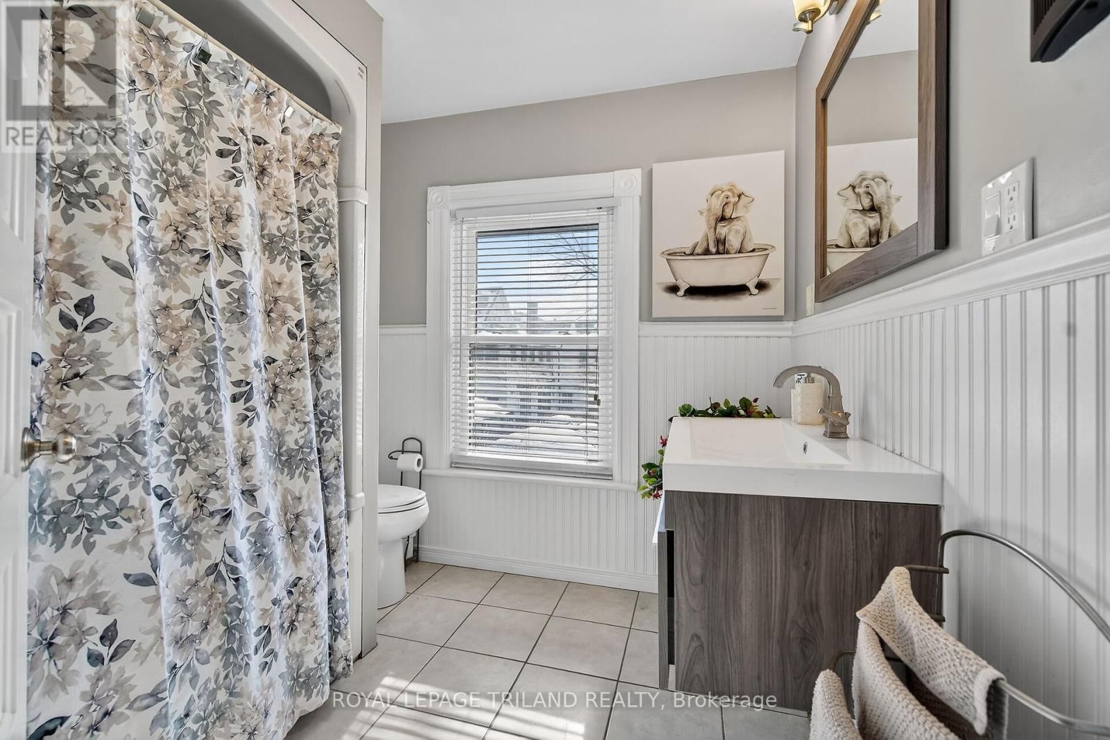 54 ELYSIAN STREET Image 13