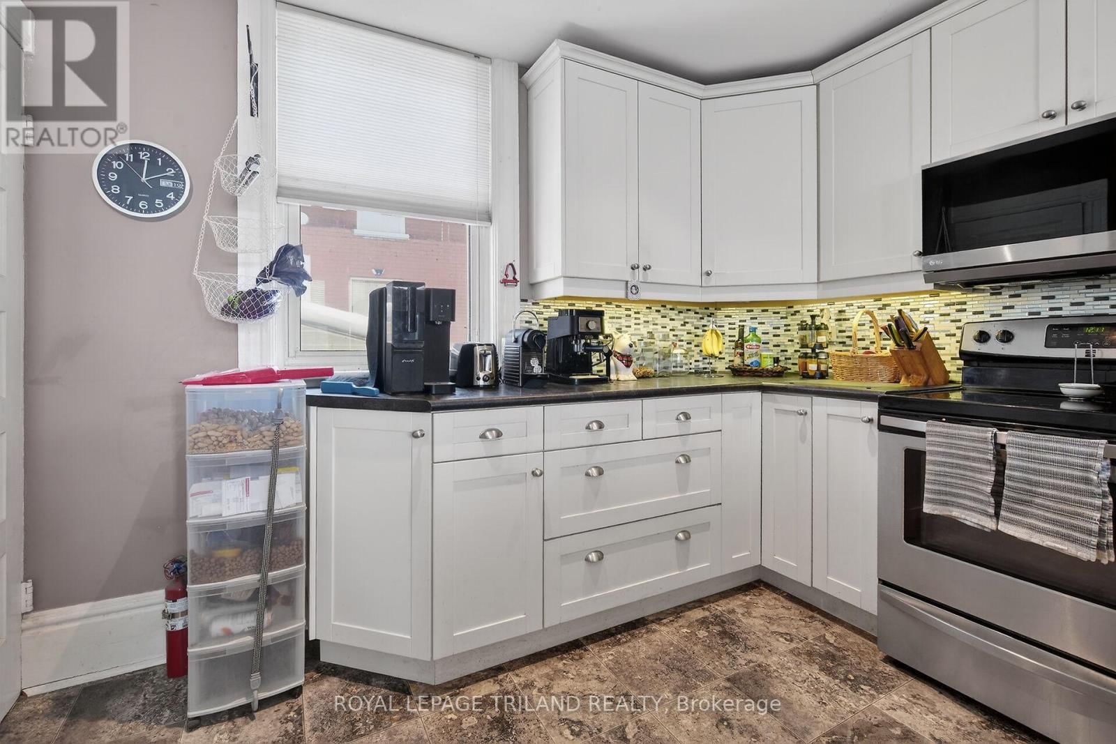 54 ELYSIAN STREET Image 9