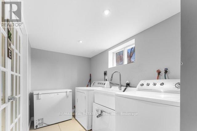 188 THOROLD ROAD Image 26