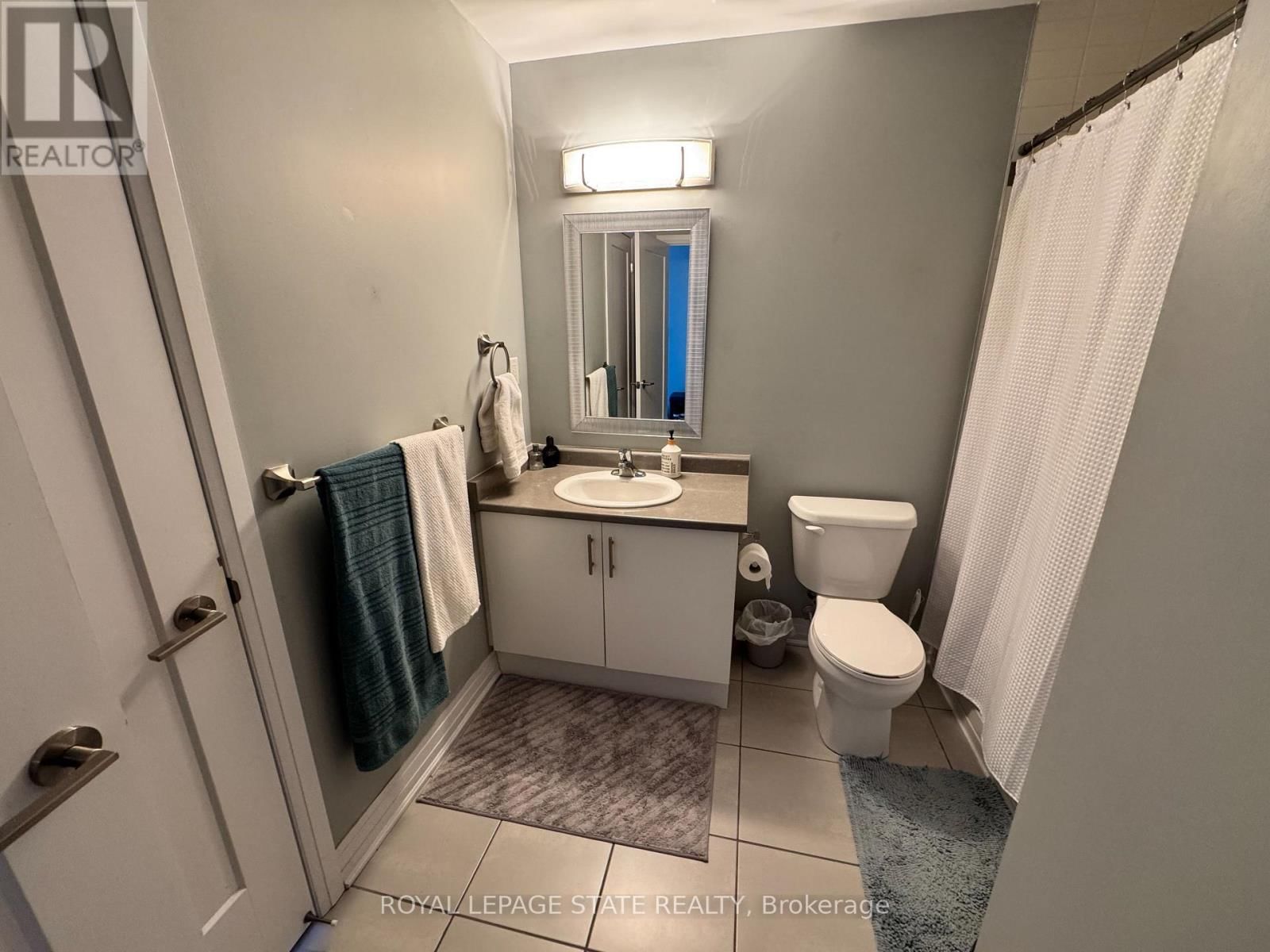 404 - 10 CONCORD PLACE Image 14