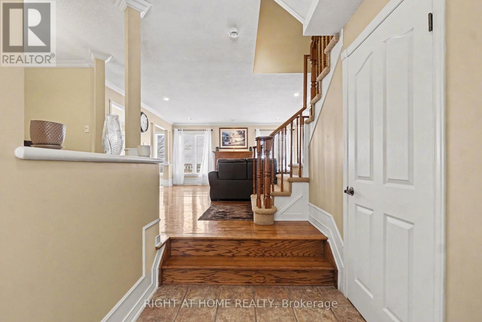 1118 LICHEN AVENUE Image 2