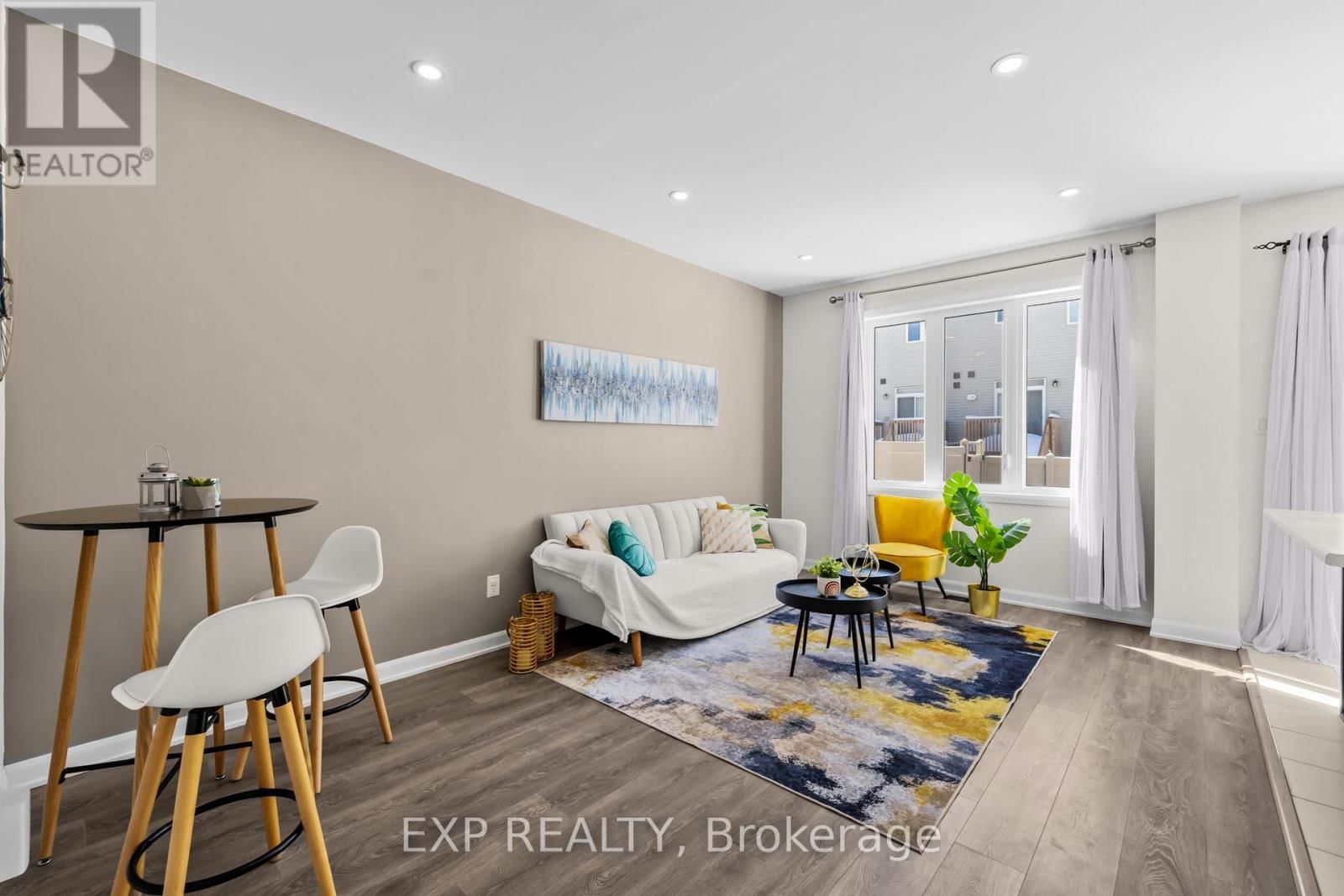 116 MAYNOOTH COURT Image 3