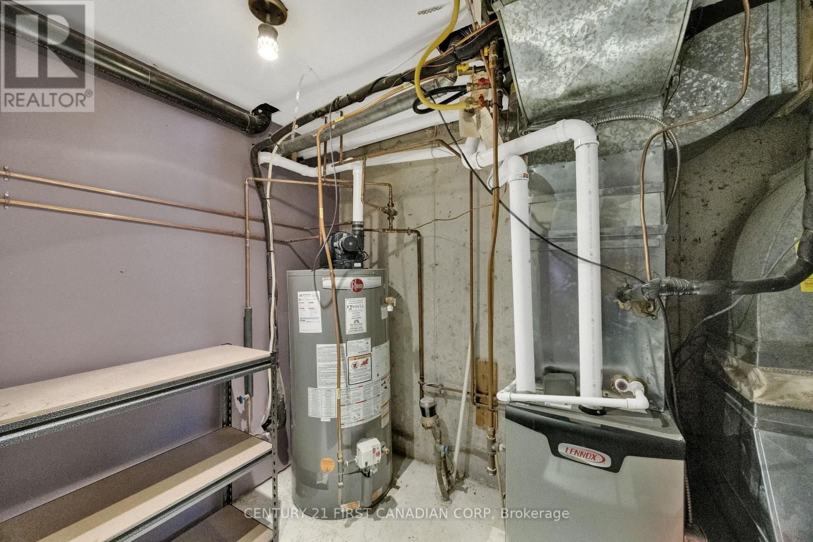 3 - 703 WINDERMERE ROAD Image 38