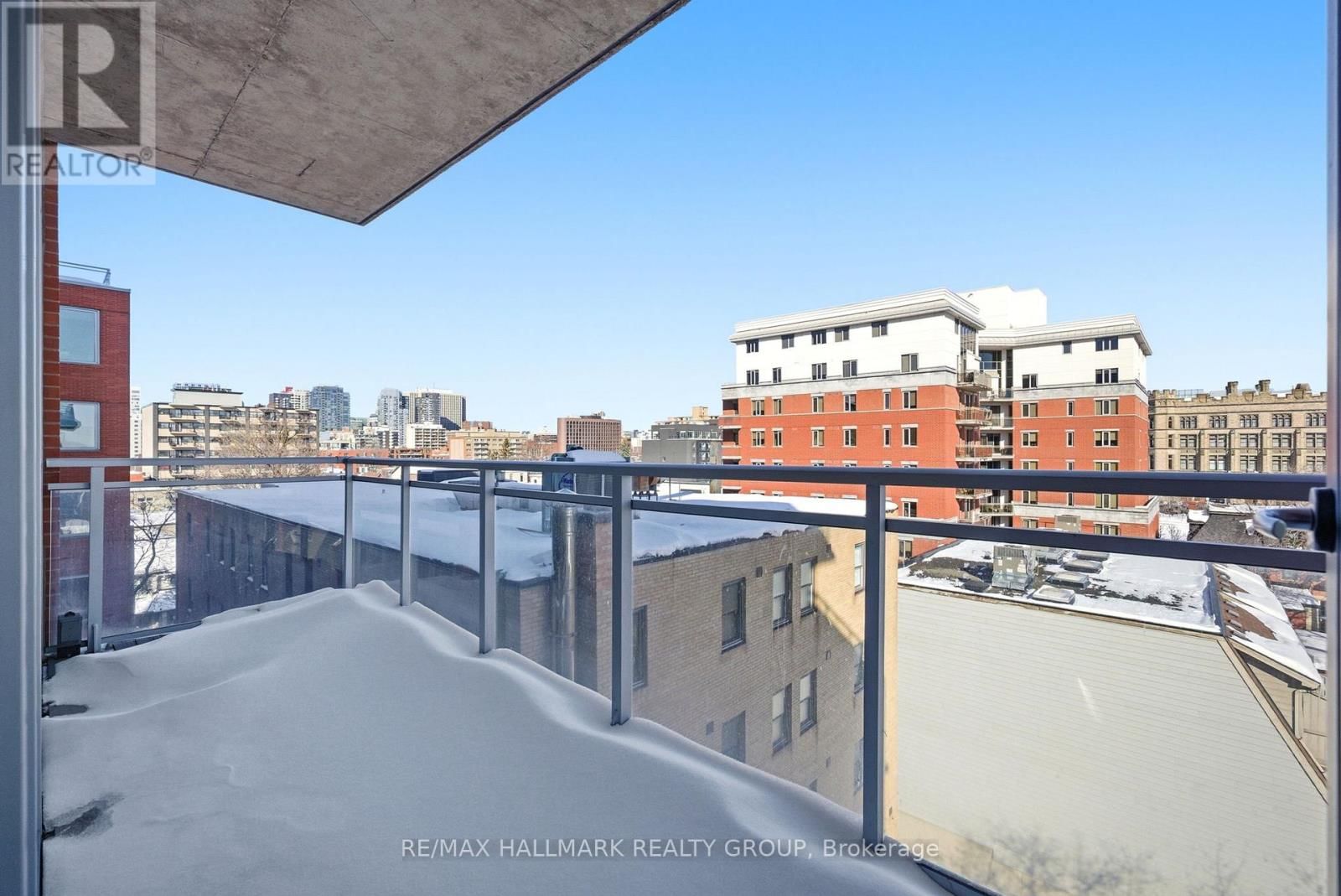 645 - 340 MCLEOD STREET Image 18