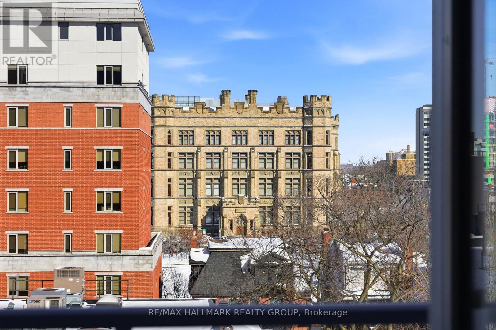 645 - 340 MCLEOD STREET Image 19