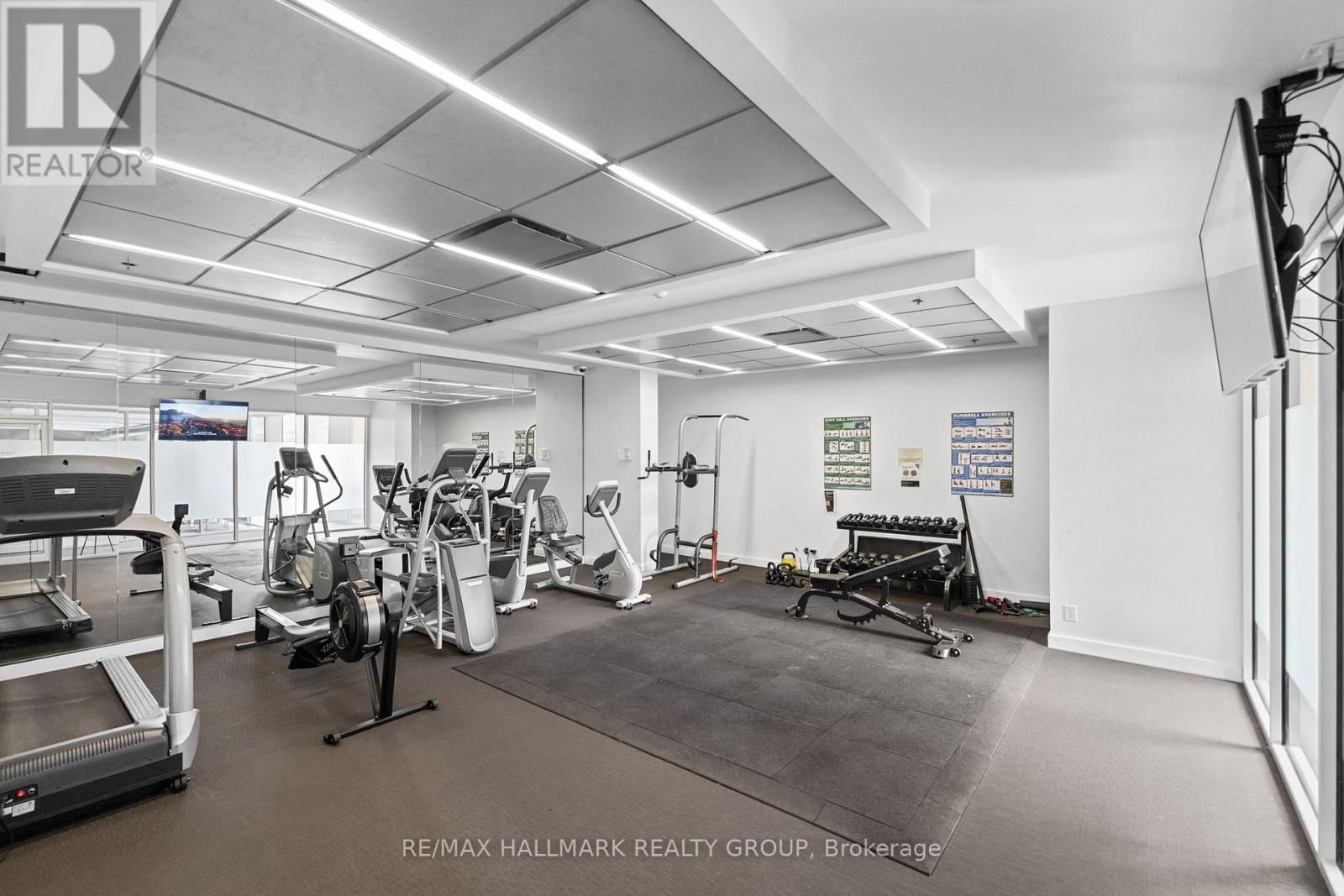 645 - 340 MCLEOD STREET Image 26