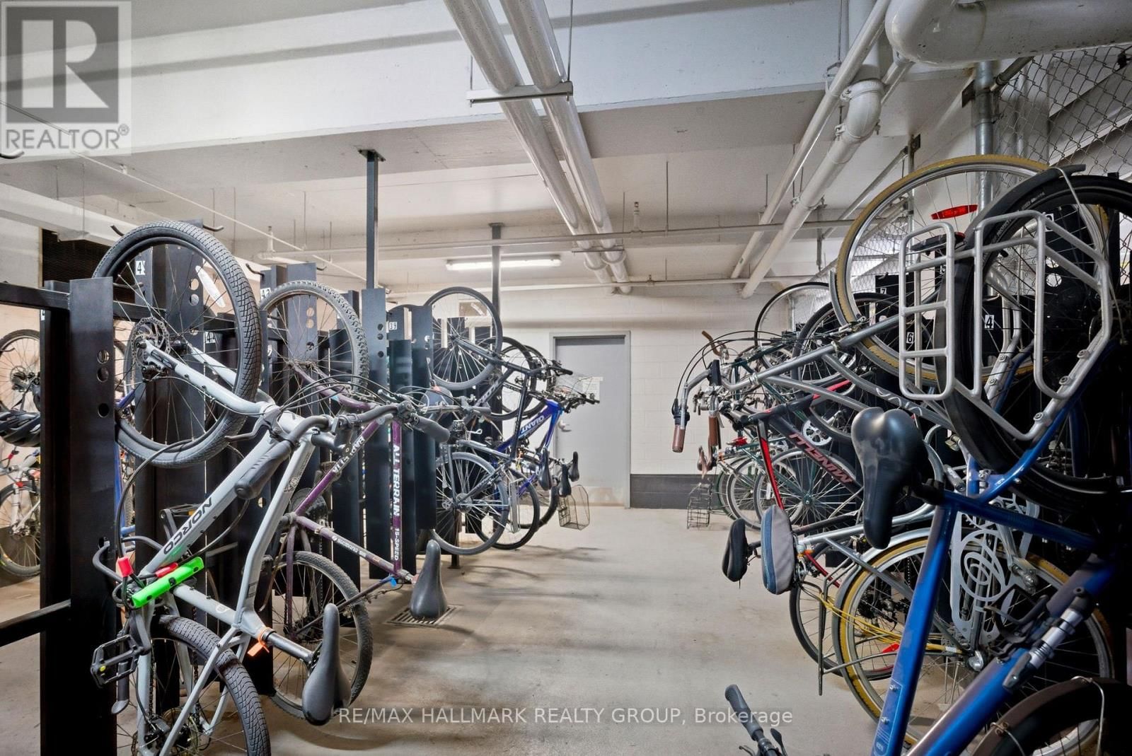 645 - 340 MCLEOD STREET Image 33