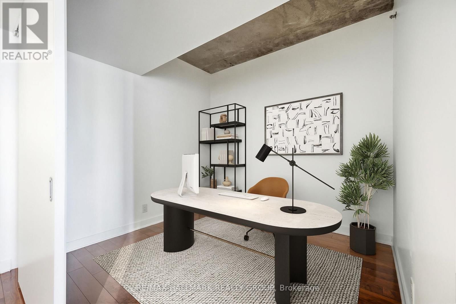 645 - 340 MCLEOD STREET Image 4