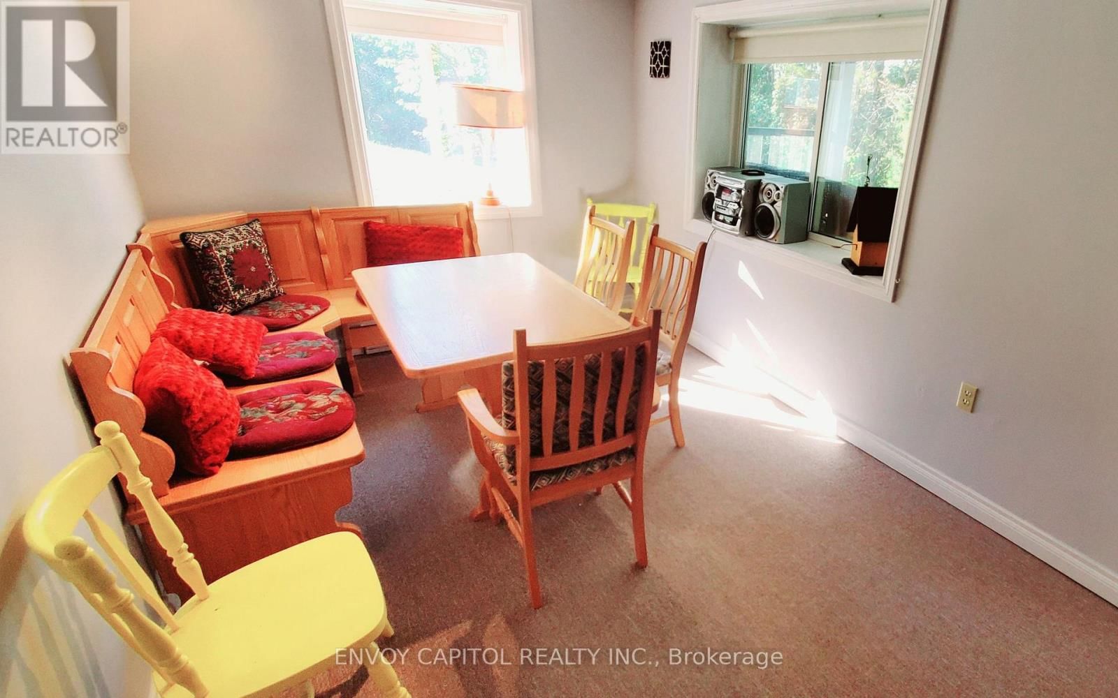 2303 THURSTONIA ROAD Image 18