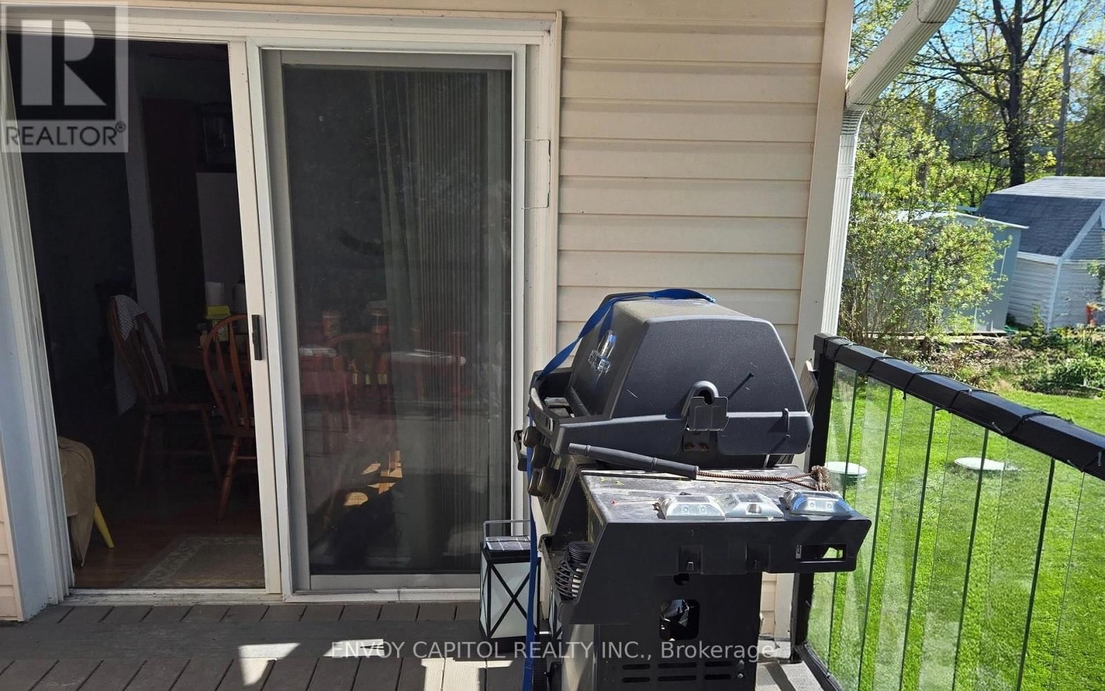 2303 THURSTONIA ROAD Image 7