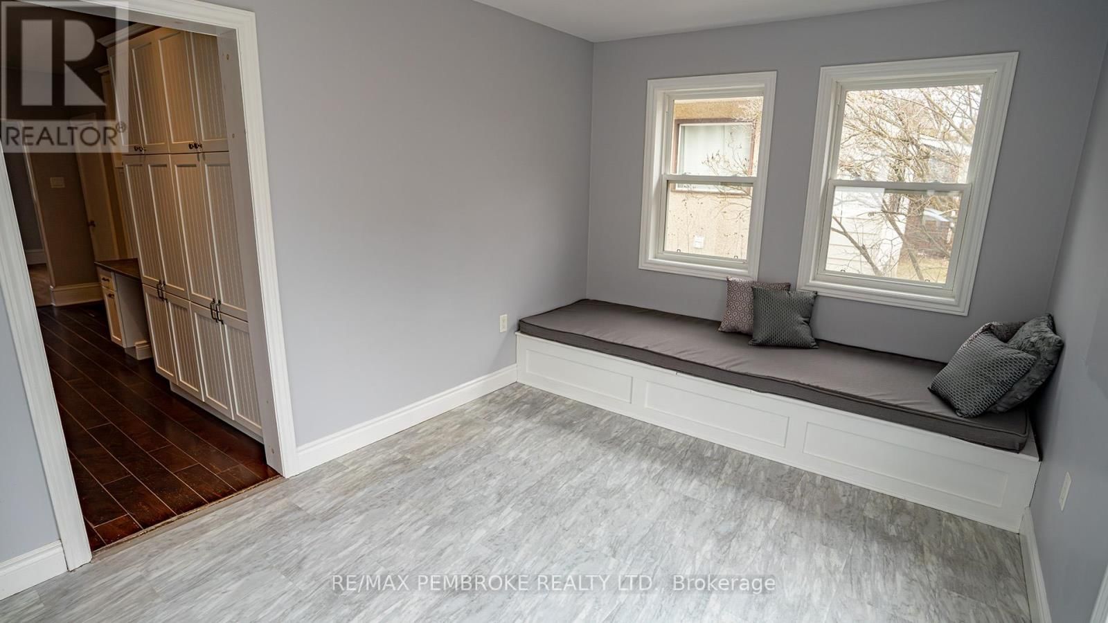 206 GOLF COURSE ROAD Image 14