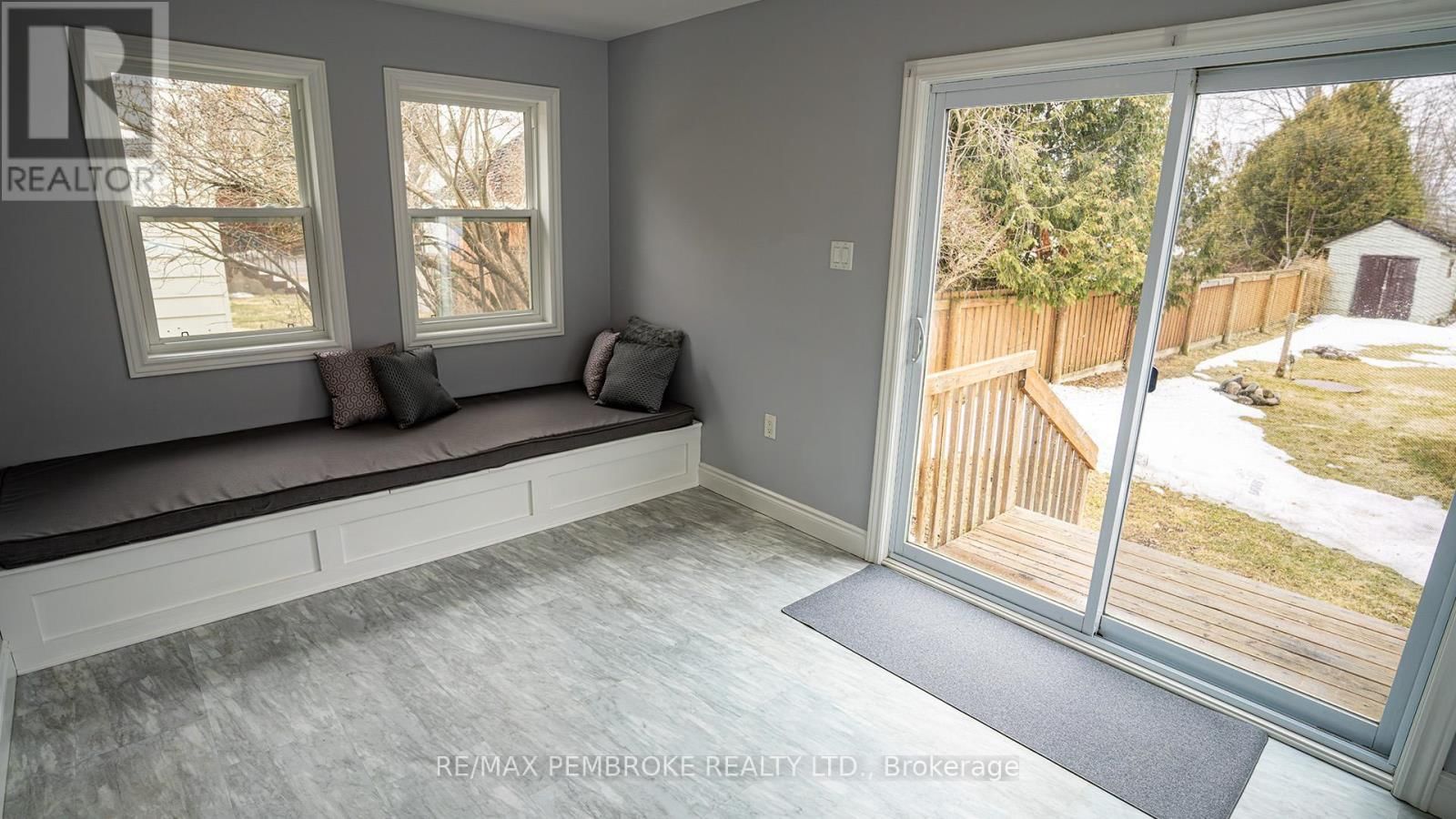 206 GOLF COURSE ROAD Image 16