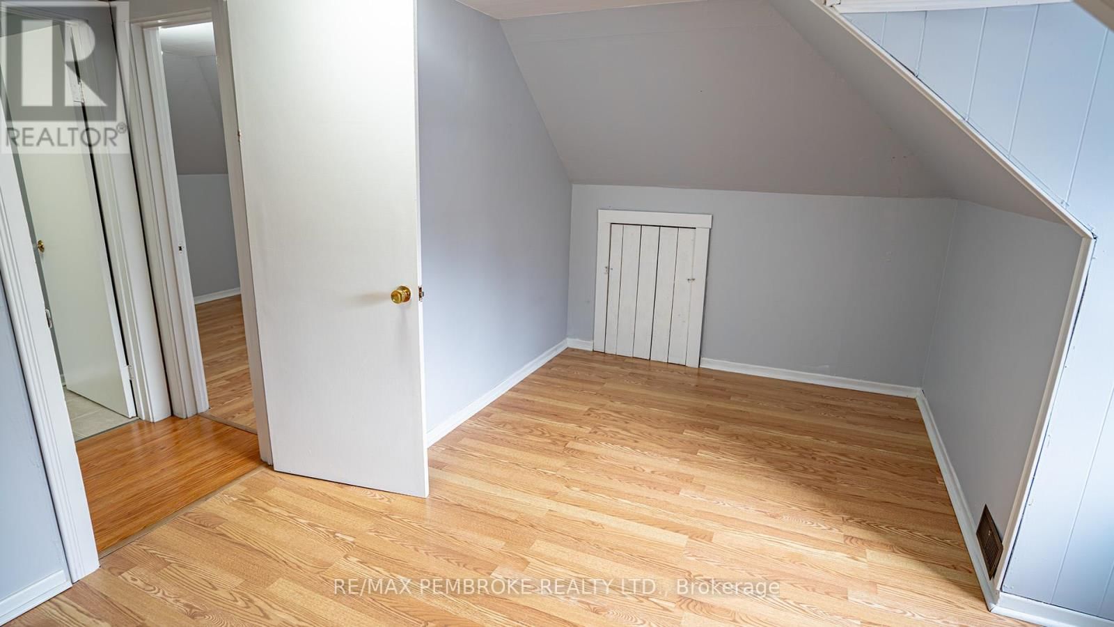 206 GOLF COURSE ROAD Image 23