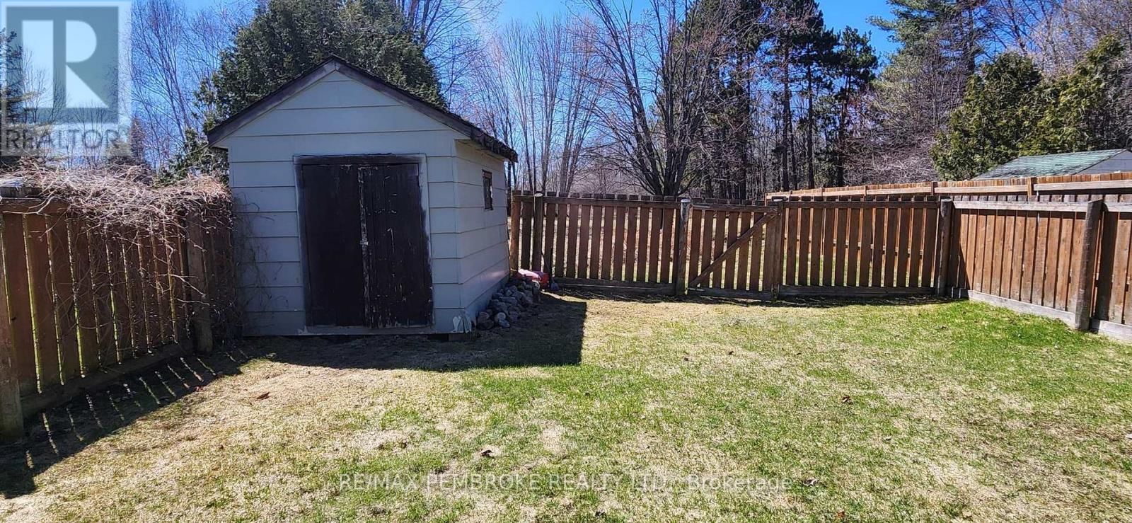 206 GOLF COURSE ROAD Image 27