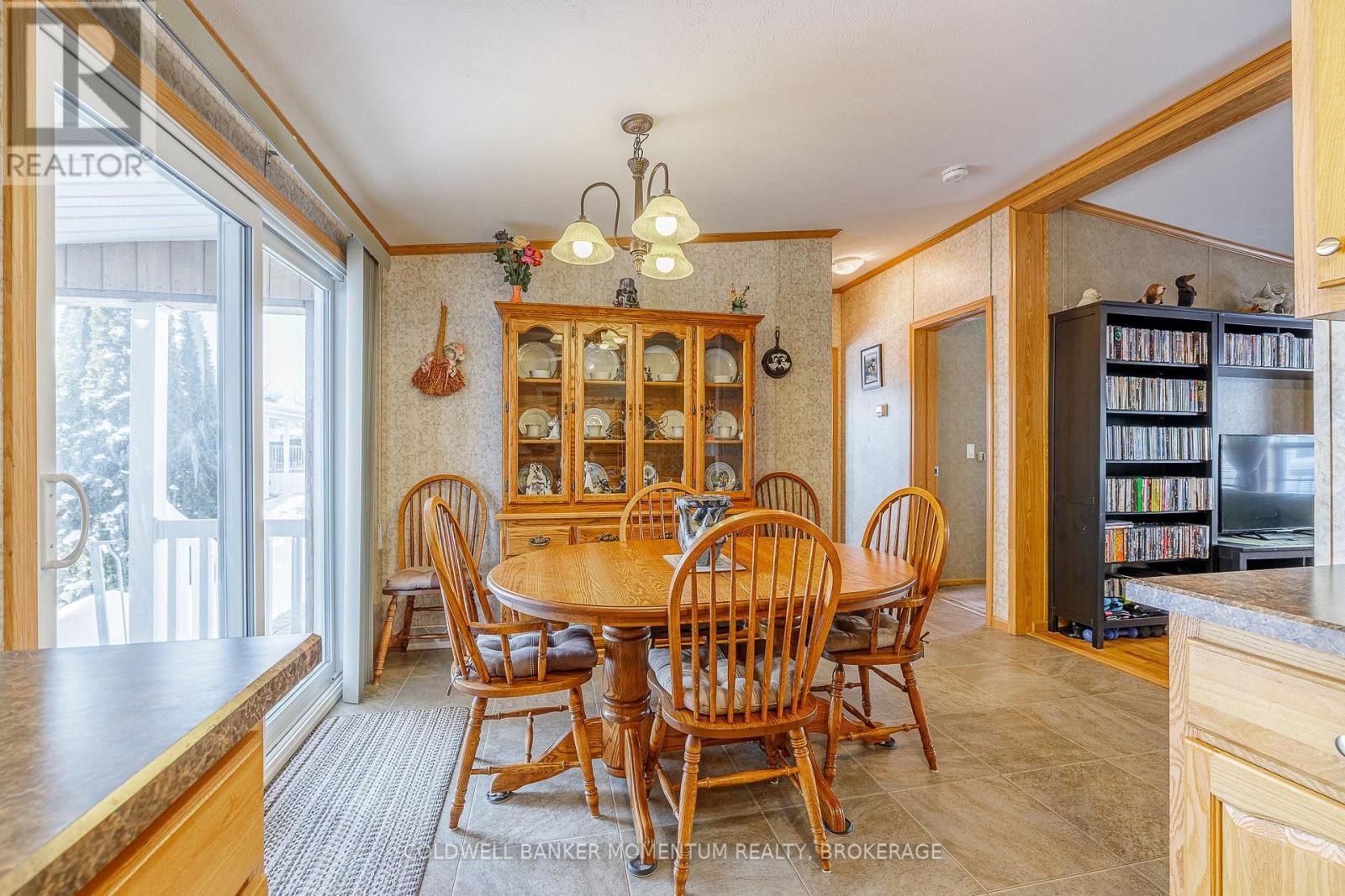 365 - 3033 TOWNLINE ROAD Image 14