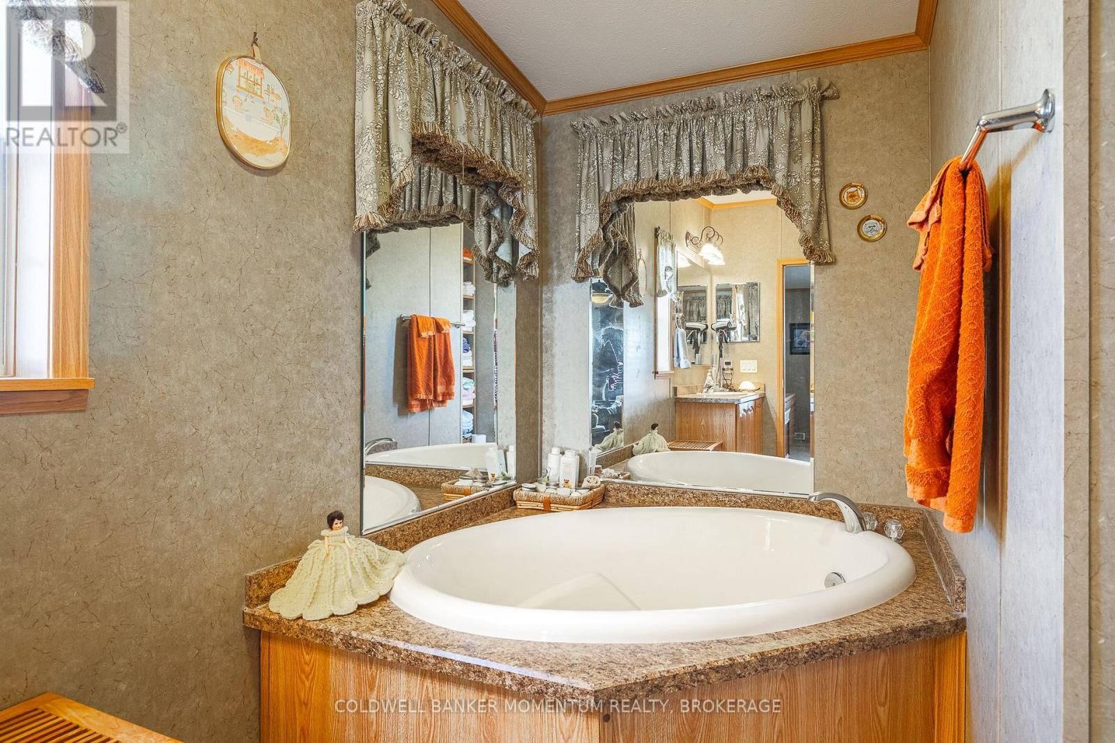 365 - 3033 TOWNLINE ROAD Image 29