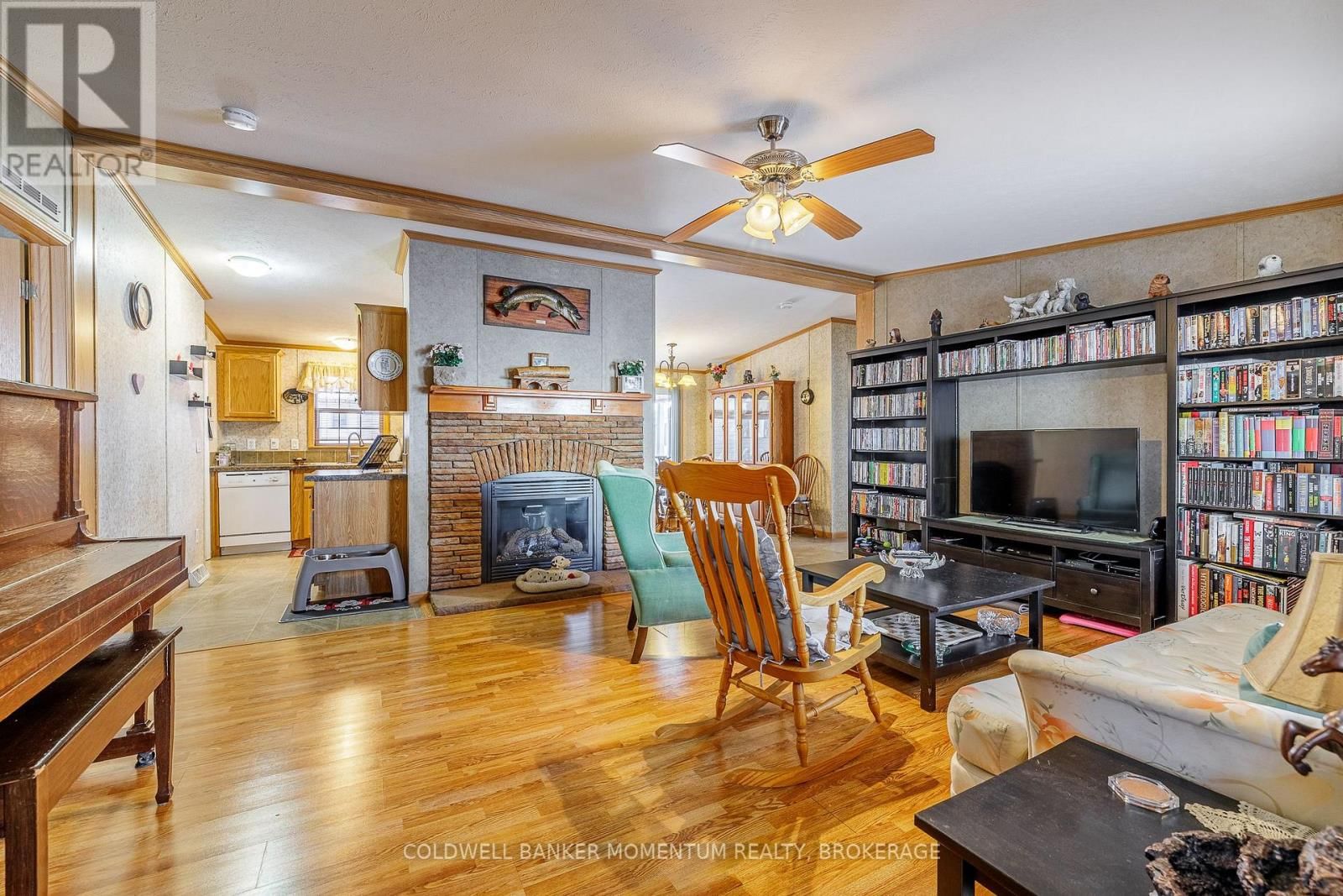 365 - 3033 TOWNLINE ROAD Image 8