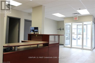 Commercial for Rent in Ontario