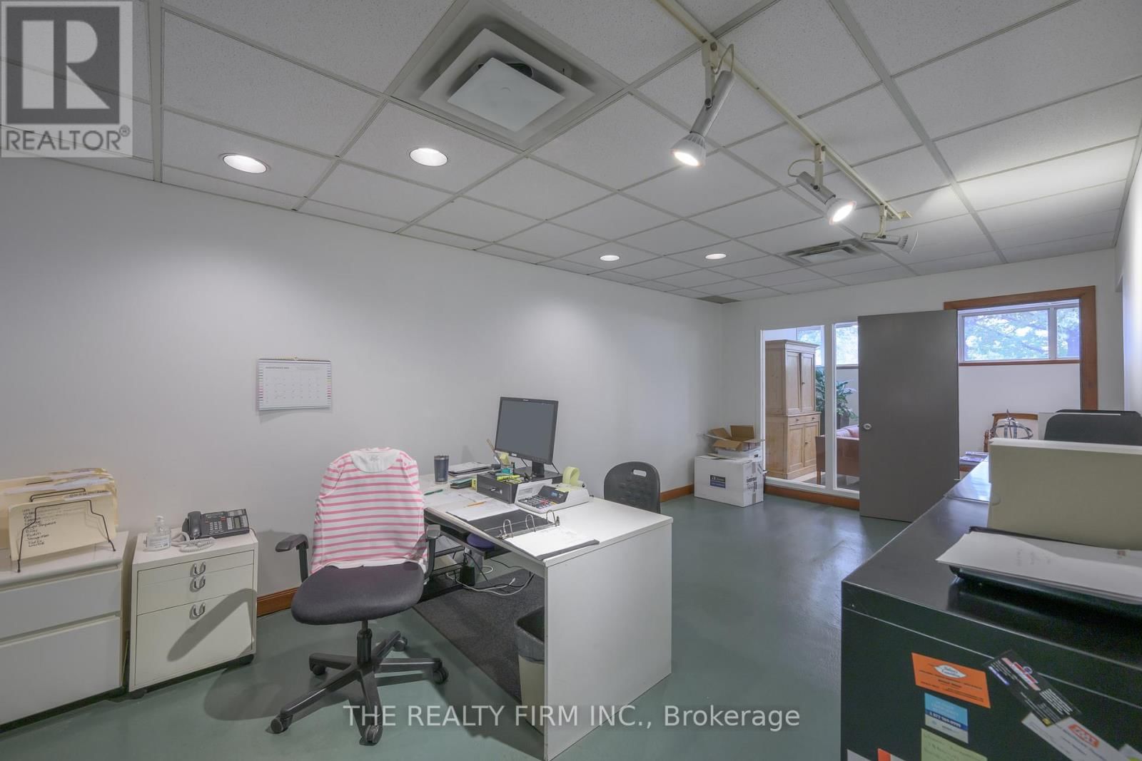 11 BARRIE BOULEVARD Image 25