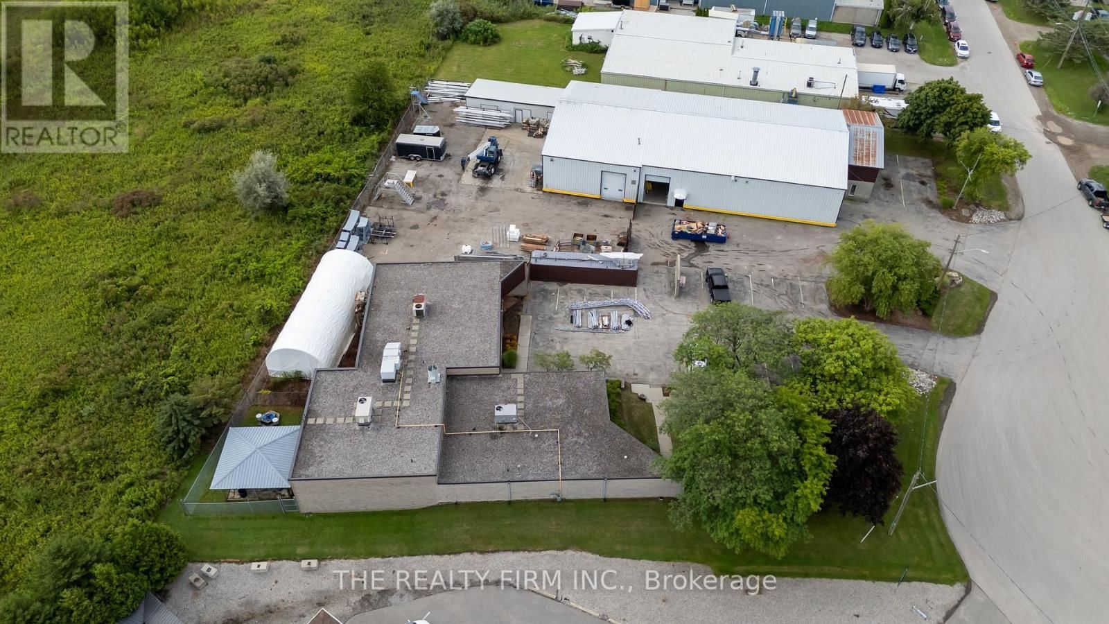 11 BARRIE BOULEVARD Image 3