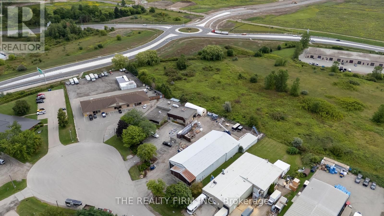 11 BARRIE BOULEVARD Image 5