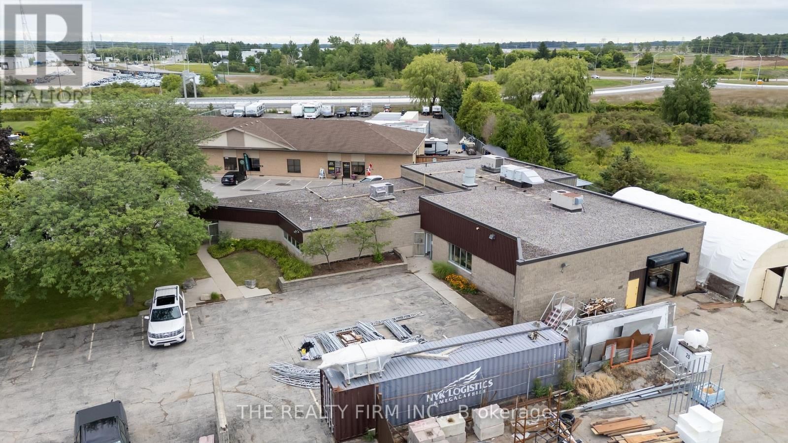 11 BARRIE BOULEVARD Image 9