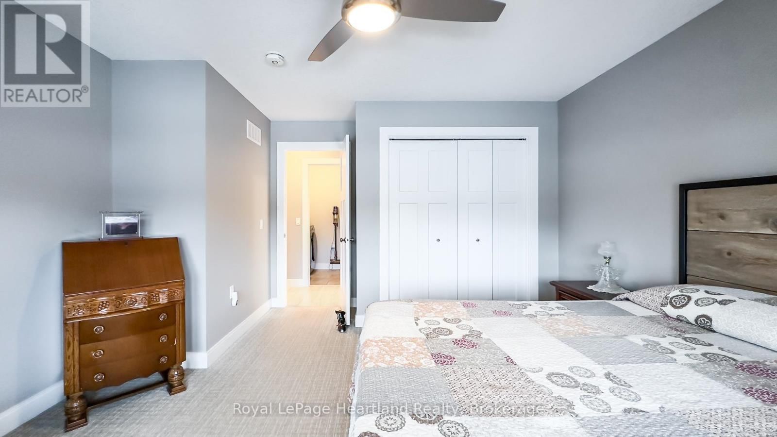 5 WINDWARD WAY NORTH Image 28