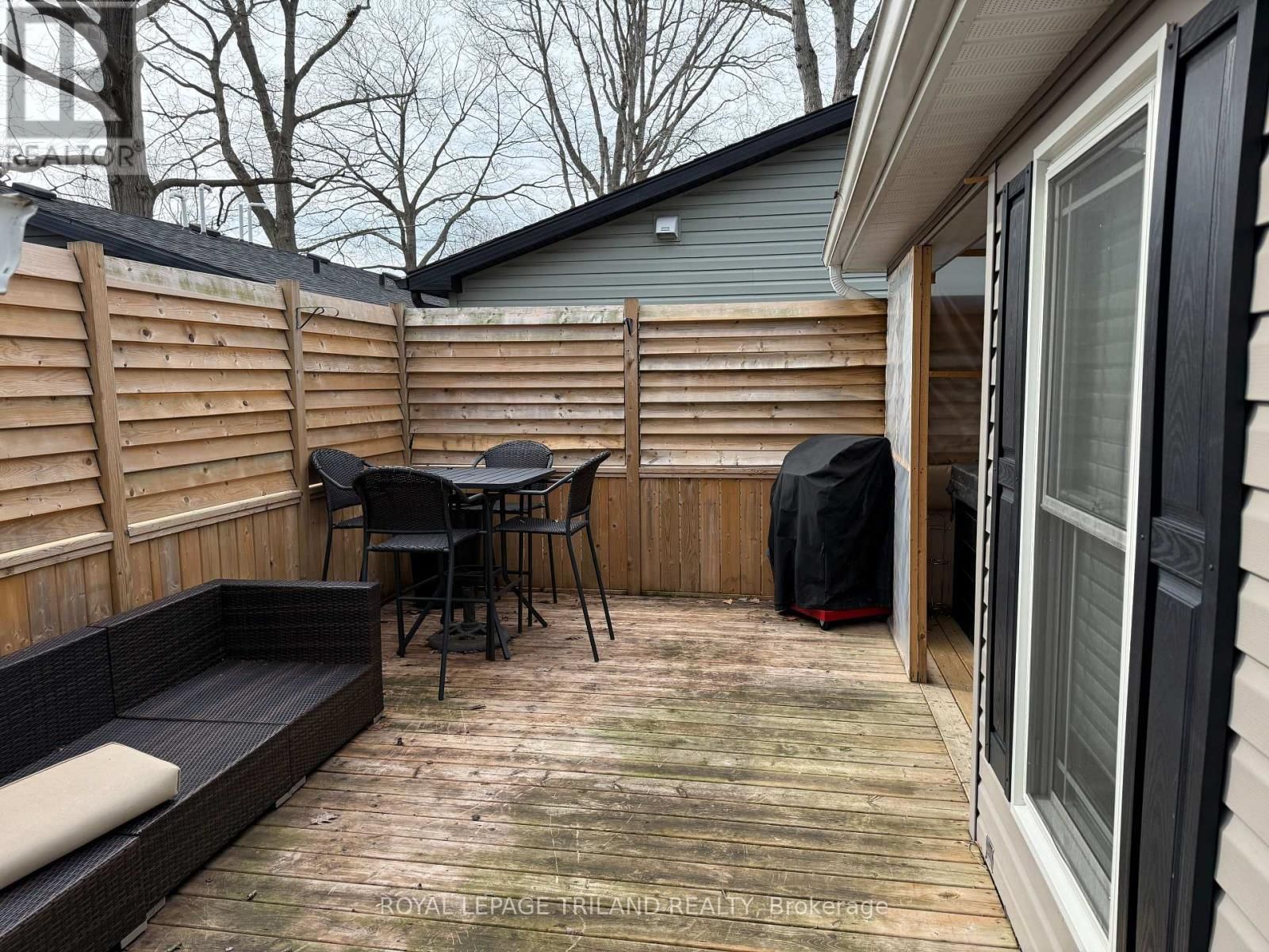 56 - 22790 AMIENS ROAD Image 27