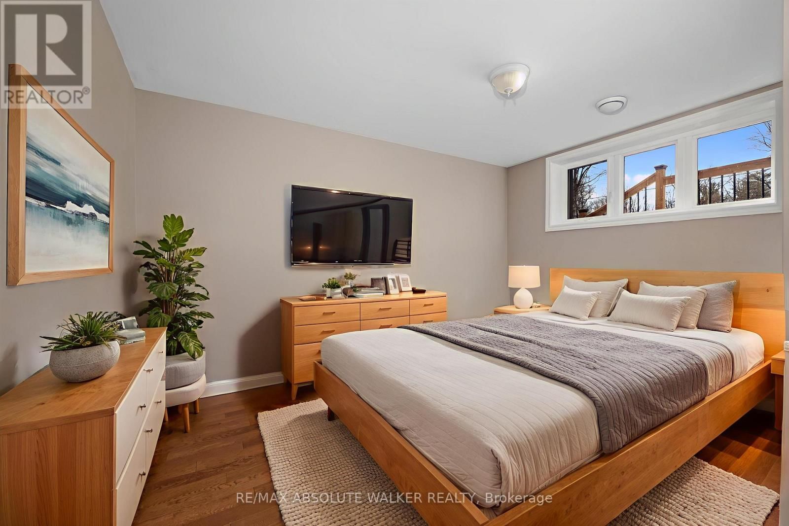 1095 MORIN ROAD Image 10