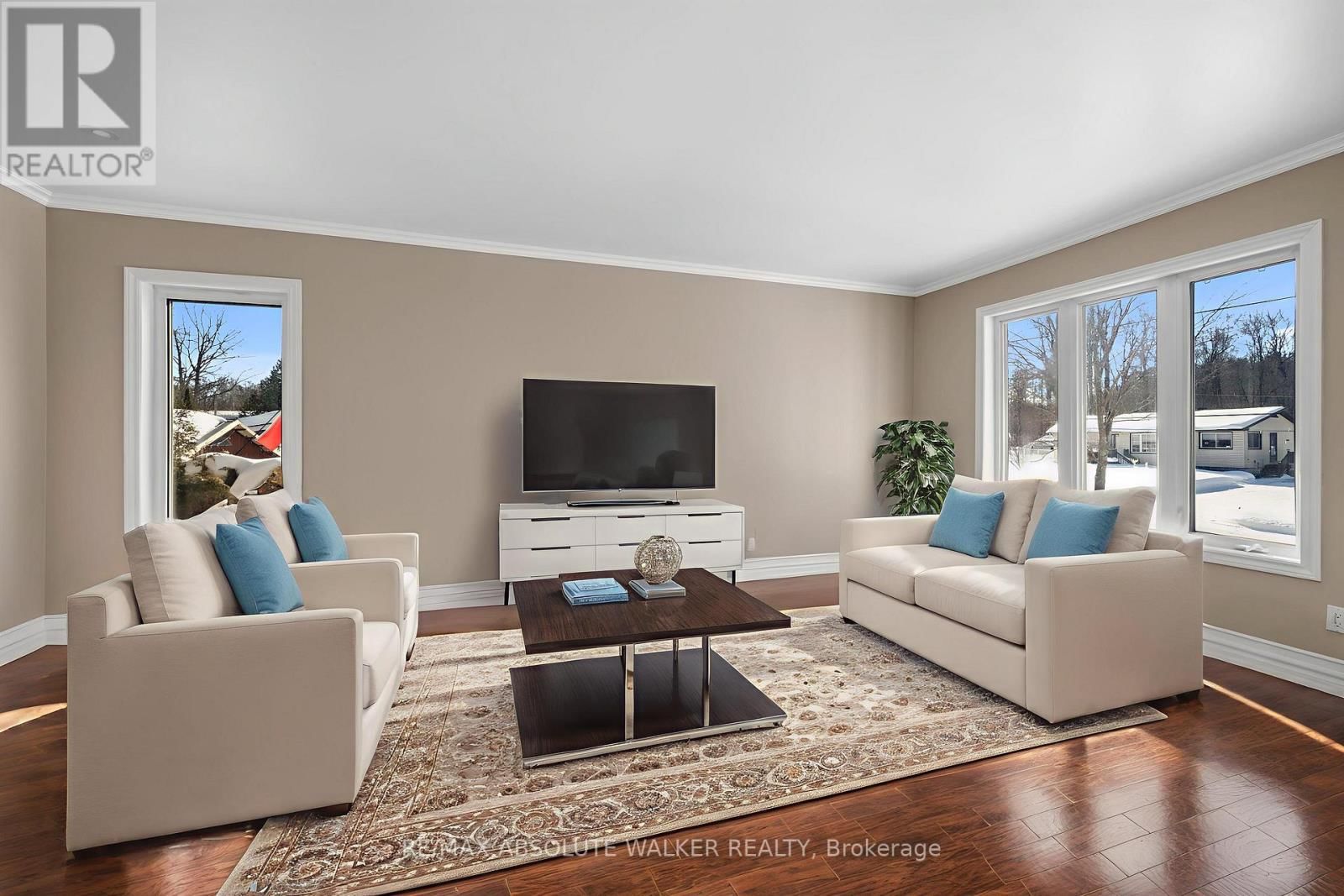 1095 MORIN ROAD Image 4