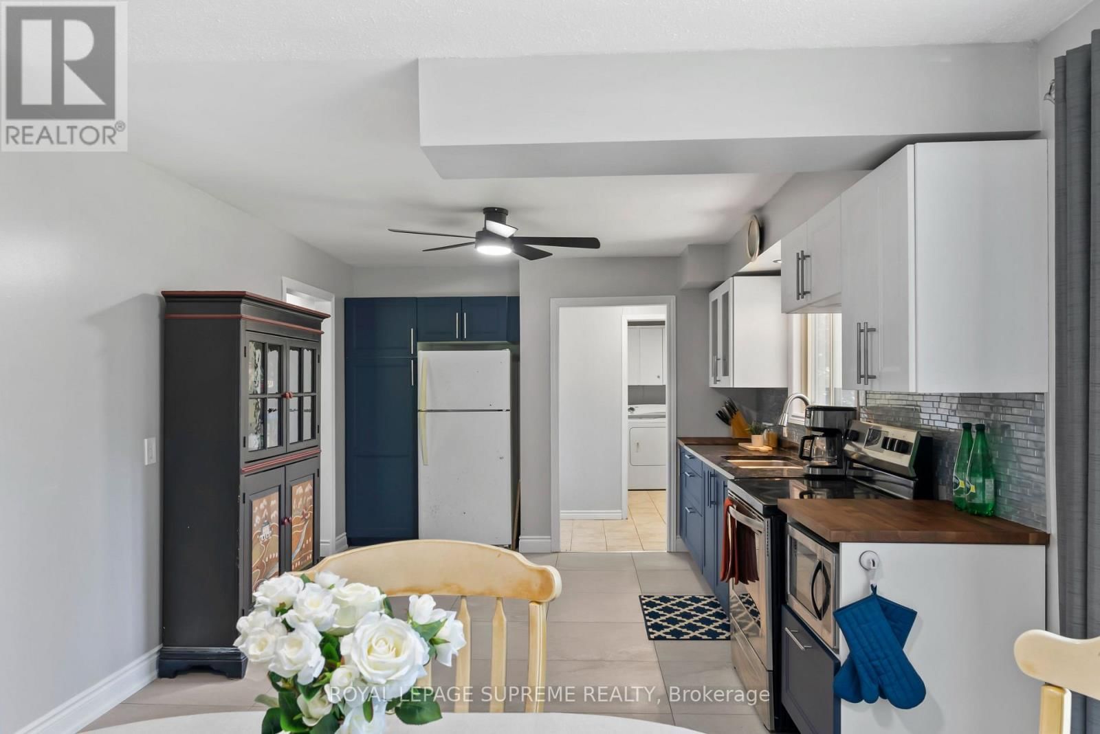 42 BIRCH STREET Image 17