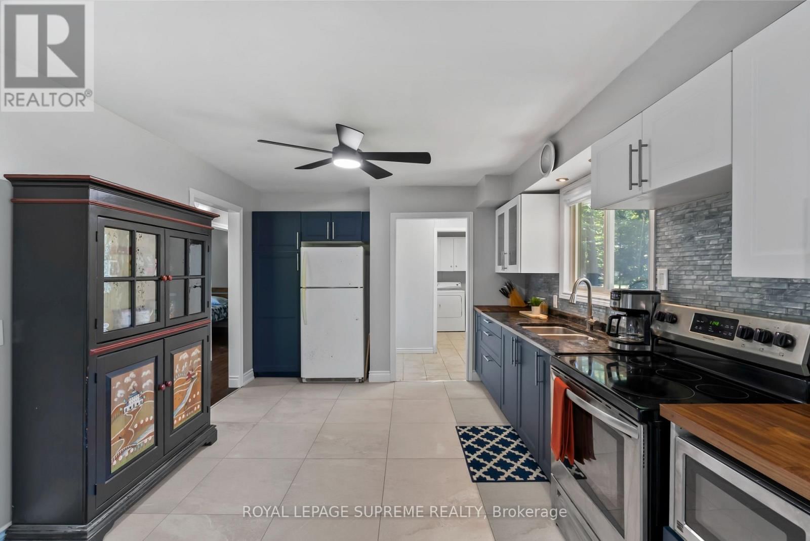 42 BIRCH STREET Image 19