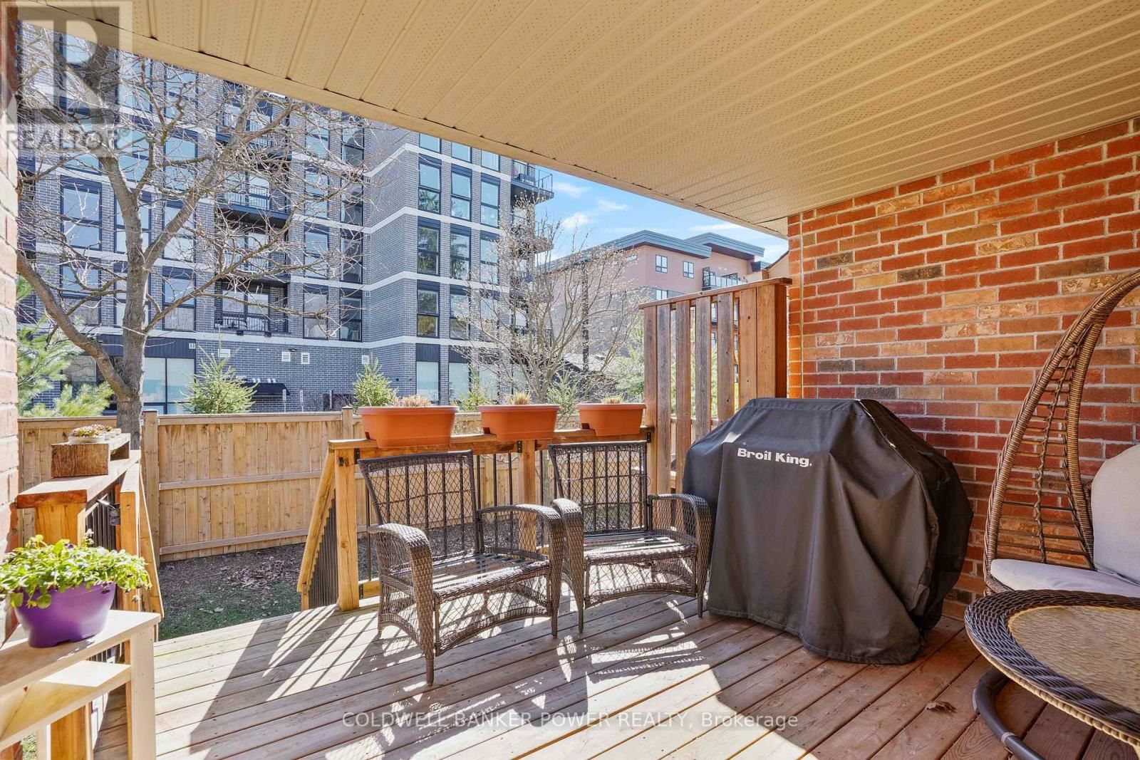 17 - 1337 COMMISSIONERS ROAD WEST Image 44