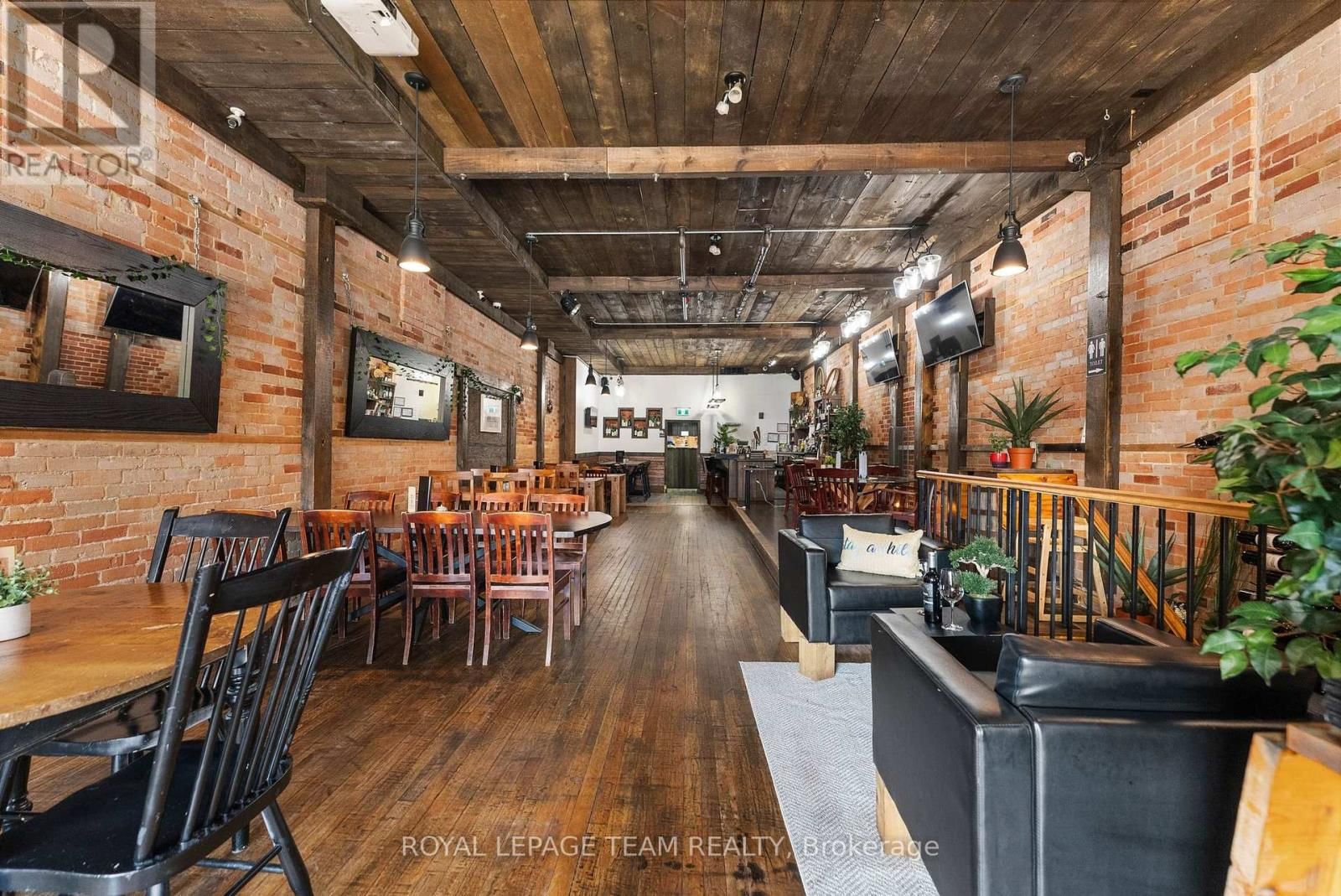 26 ELGIN STREET WEST Image 8