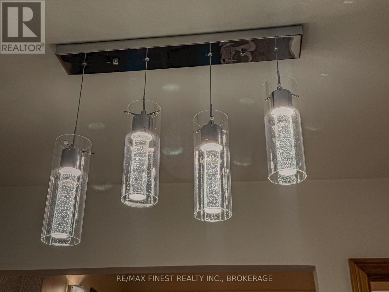 166 QUEEN STREET Image 18