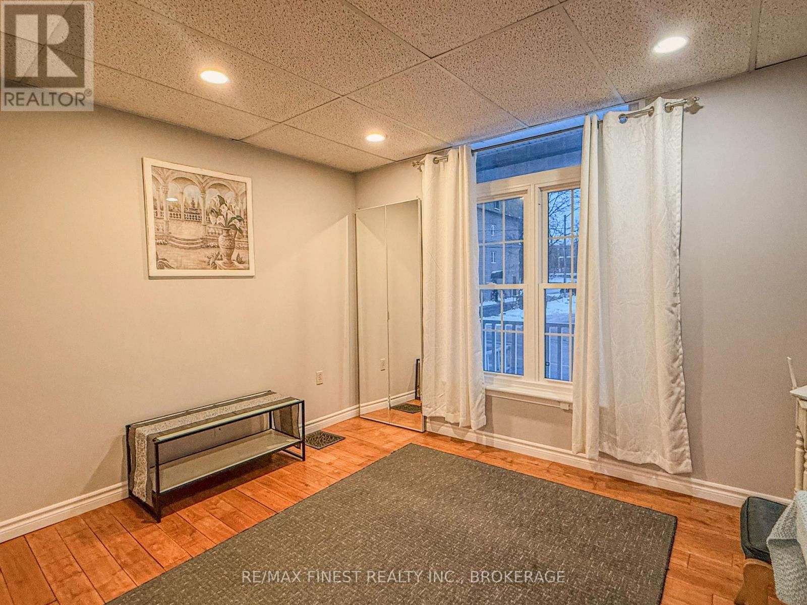 166 QUEEN STREET Image 38