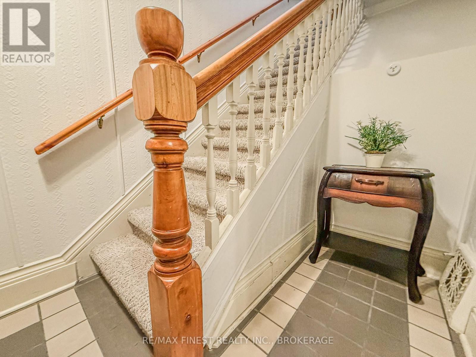 166 QUEEN STREET Image 7