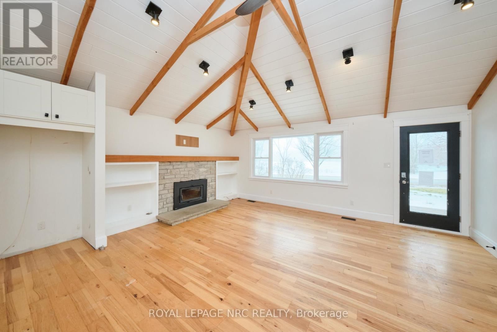 2411 SHURIE ROAD Image 24