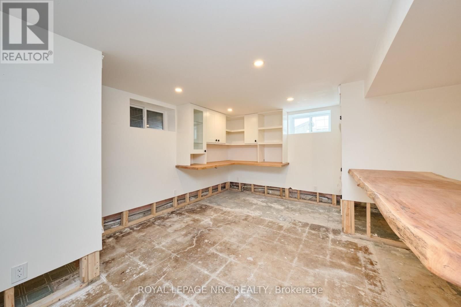 2411 SHURIE ROAD Image 35