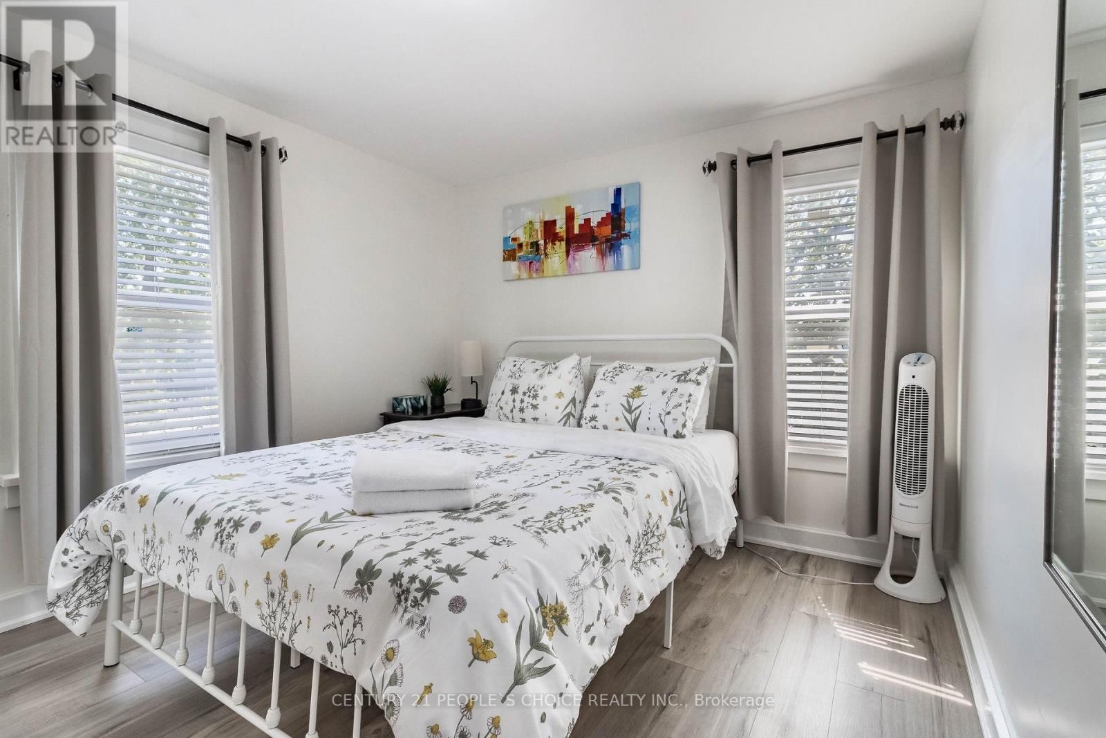 5057 BRIDGE STREET Image 26